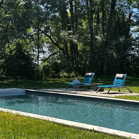 Les Hauts De Saulies - Et Table D'hotes De Charme Bed and breakfast Vers (Lot)