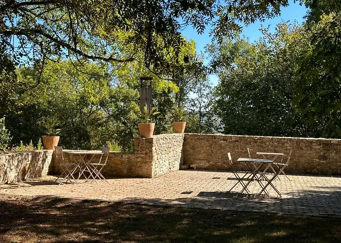 B&B Les Hauts De Saulies - Et Table D'hotes De Charme 3*