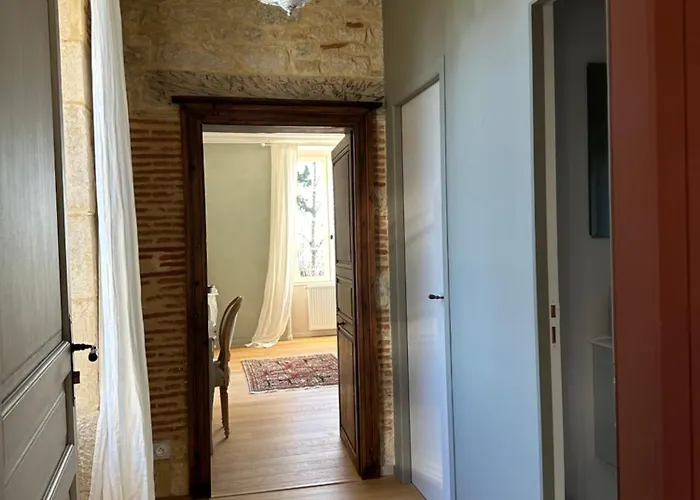 Les Hauts De Saulies - Et Table D'hotes De Charme B&B Vers (Lot)