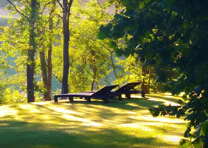 Les Hauts De Saulies - Et Table D'hotes De Charme Vers (Lot)