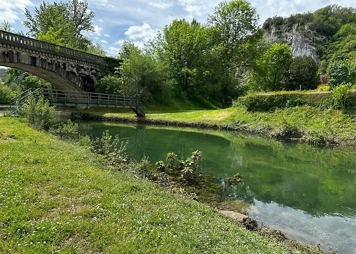 Les Hauts De Saulies - Et Table D'hotes De Charme Vers (Lot)