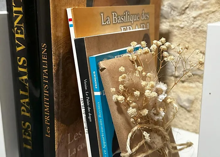 B&B Les Hauts De Saulies - Et Table D'hotes De Charme