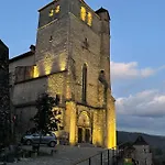 Les Hauts De Saulies - Et Table D'hotes De Charme Nocleg ze śniadaniem