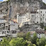 Nocleg ze śniadaniem Les Hauts De Saulies - Et Table D'hotes De Charme 3*