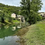 Les Hauts De Saulies - Et Table D'hotes De Charme Nocleg ze śniadaniem 3*