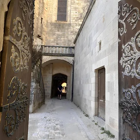 Les Hauts De Saulies - Et Table D'hotes De Charme 3*