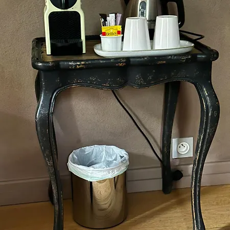 Les Hauts De Saulies - Et Table D'hotes De Charme 3* Vers (Lot)