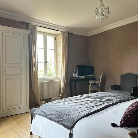 Les Hauts De Saulies - Et Table D'hotes De Charme Vers (Lot)