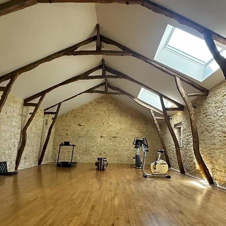 Bed & Breakfast Les Hauts De Saulies - Et Table D'hotes De Charme 3*