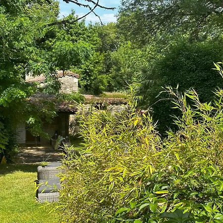 Les Hauts De Saulies - Et Table D'hotes De Charme