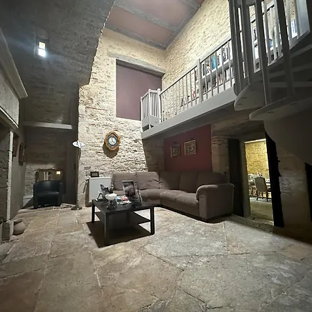 Bed & Breakfast Les Hauts De Saulies - Et Table D'hotes De Charme Vers (Lot)