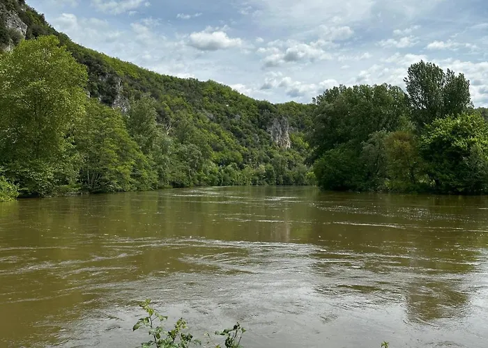 Les Hauts De Saulies - Et Table D'hotes De Charme 3* 维尔